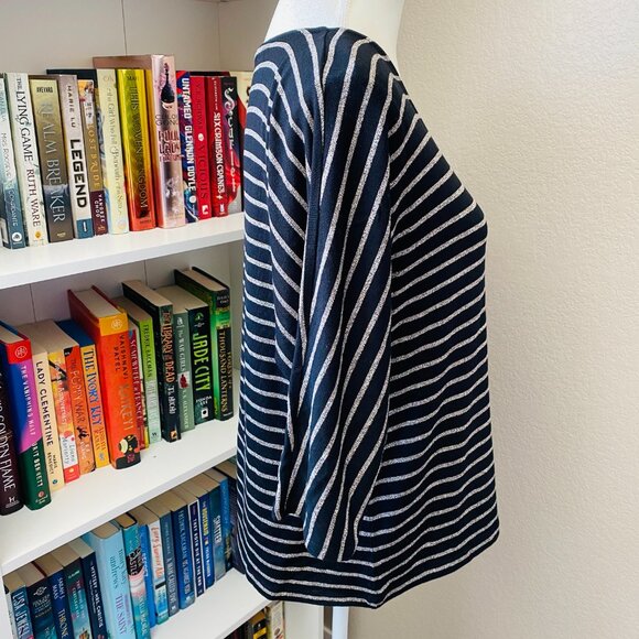 J. JILL WEAREVER COLLECTION V-Neck Black Cream Striped Dolman Top Size S - Picture 7 of 10